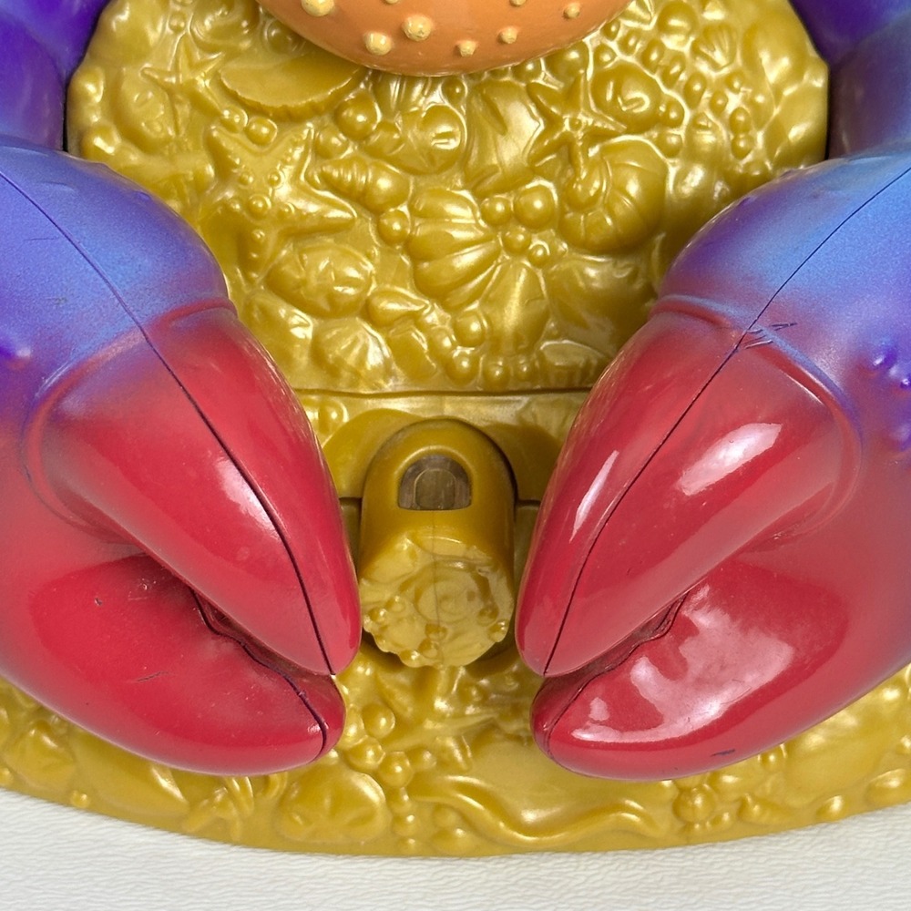 Disney Moana Tamatoa Shiny Crab Jewelry Box with Ring Gold Purple Figure - Picture 8 of 16